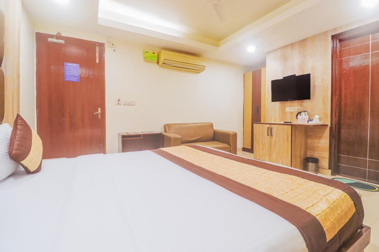 Hotel Sizzling Starr ニューデリー エクステリア 写真