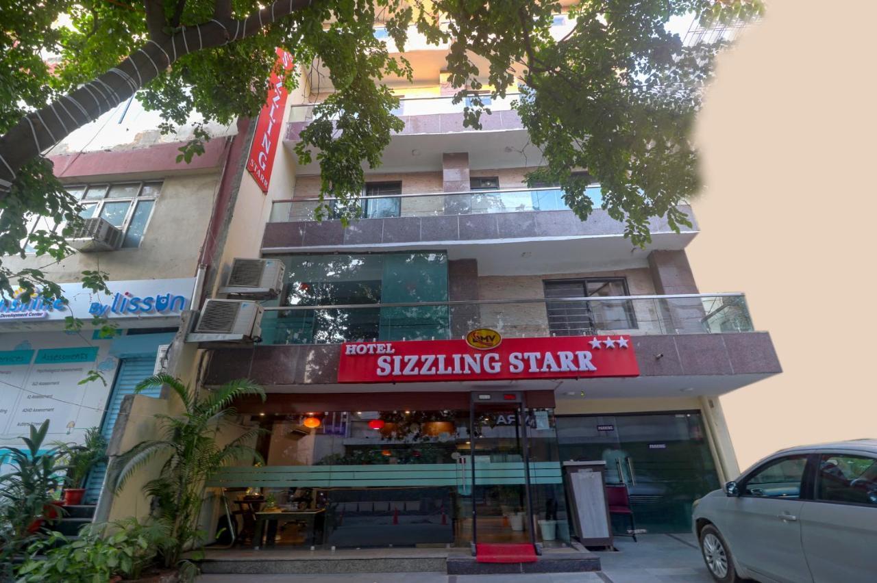 Hotel Sizzling Starr ニューデリー エクステリア 写真